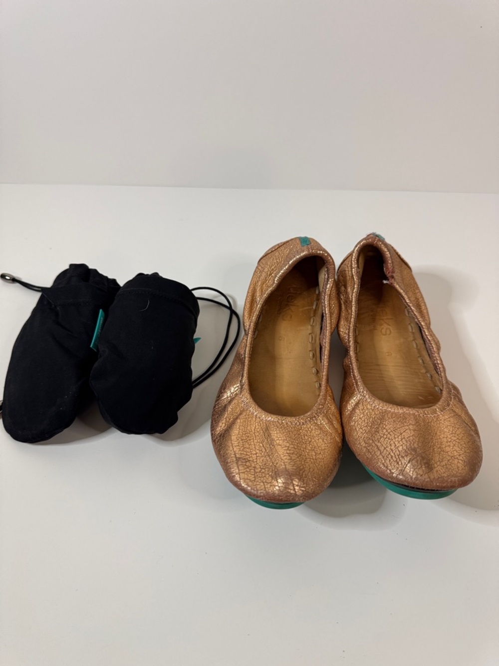 Tieks Metallic Bronze Ballet Flats with 2 Foldable Bags *Flaws*